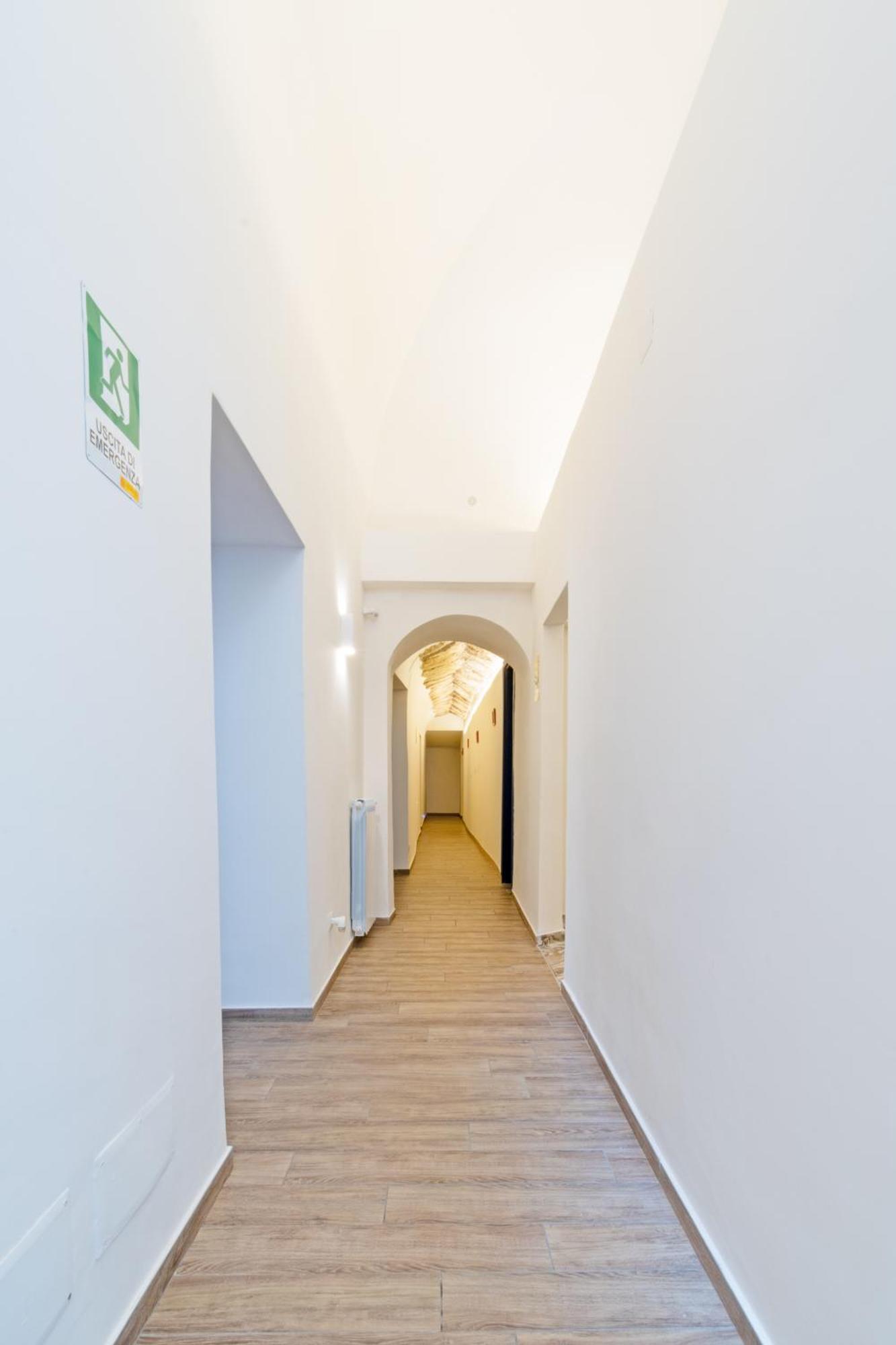 Palazzo Belmosto Neapol Zewnętrze zdjęcie